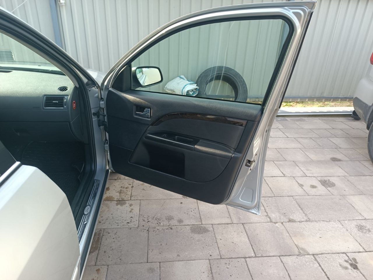 Ford Mondeo - фото 8