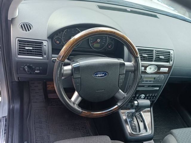 Ford Mondeo - фото 4