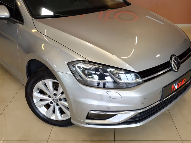 Volkswagen Golf - зображення 3