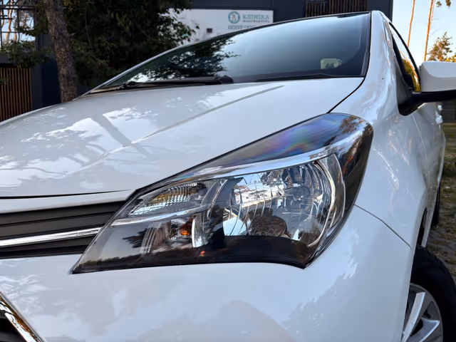 Toyota Yaris - зображення 4