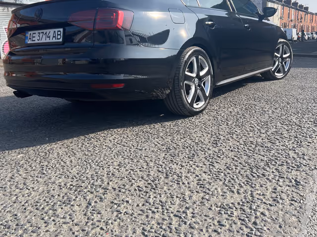 Volkswagen Jetta - зображення 4