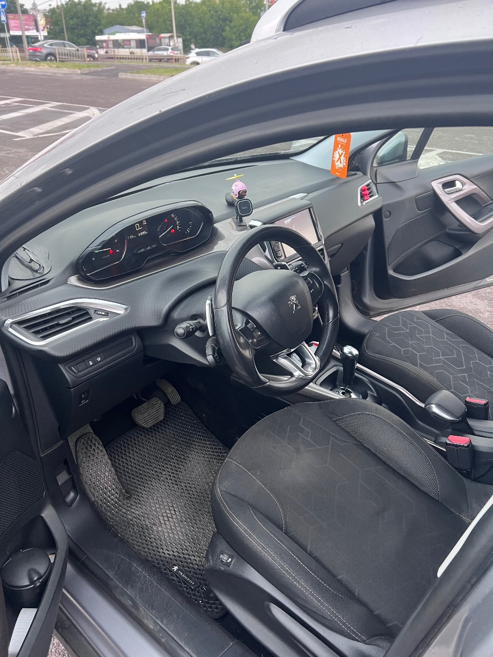 Peugeot 2008 - фото 8