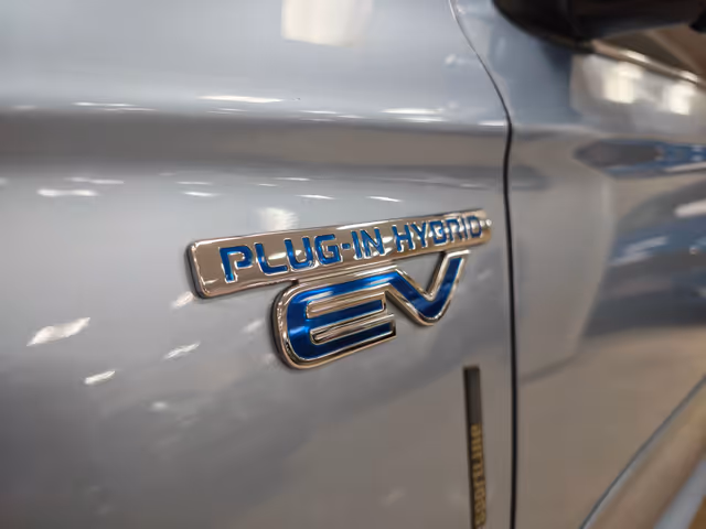 Mitsubishi Outlander - зображення 2