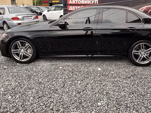 Mercedes-Benz E-Класс - зображення 3