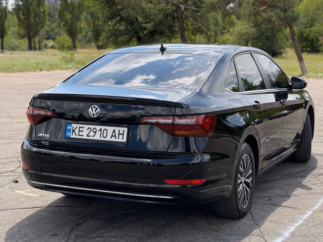 Volkswagen Jetta - зображення 4