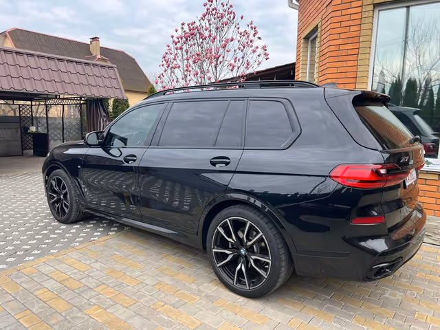 BMW X7 - зображення 4