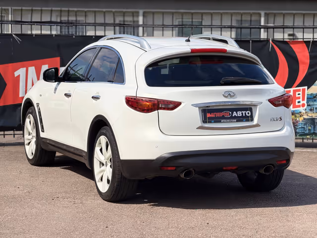 Infiniti FX - зображення 3