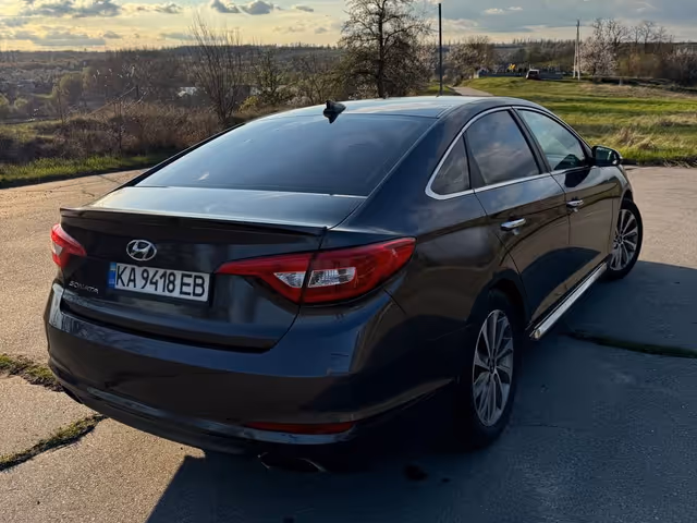 Hyundai Sonata - зображення 3