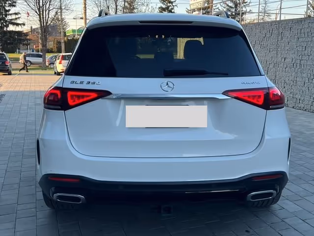 Mercedes-Benz GLE - зображення 5