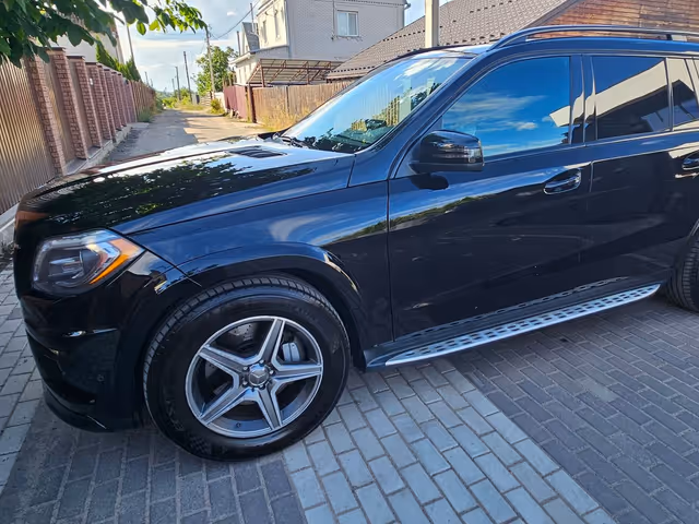 Mercedes-Benz GL-Класс - зображення 2
