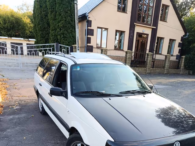 Volkswagen Passat - зображення 1