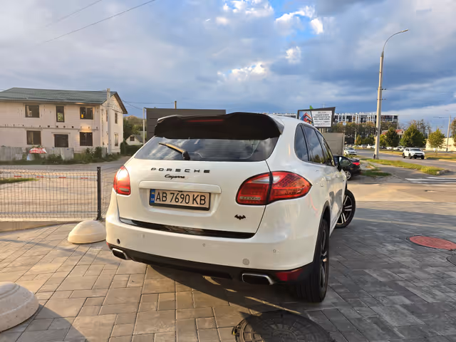 Porsche Cayenne - зображення 3