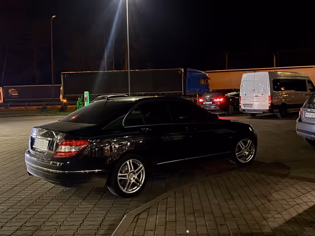 Mercedes-Benz C-Класс - зображення 5