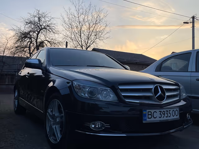 Mercedes-Benz C-Класс - зображення 1