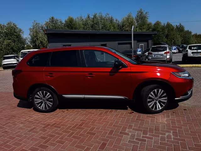 Mitsubishi Outlander - зображення 3