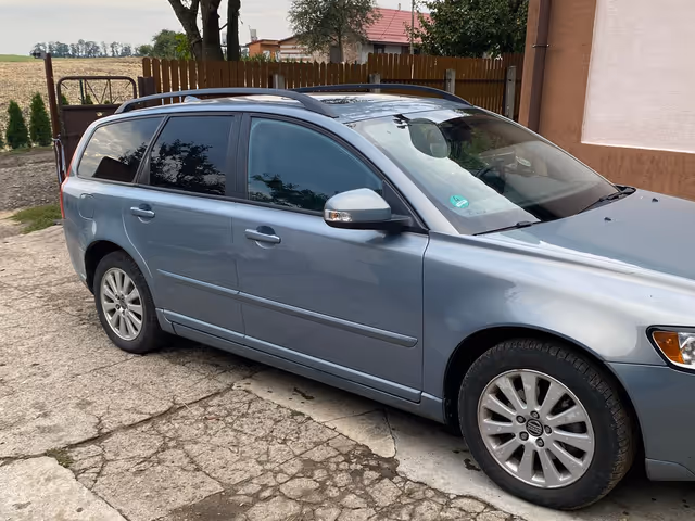 Volvo V50 - зображення 5