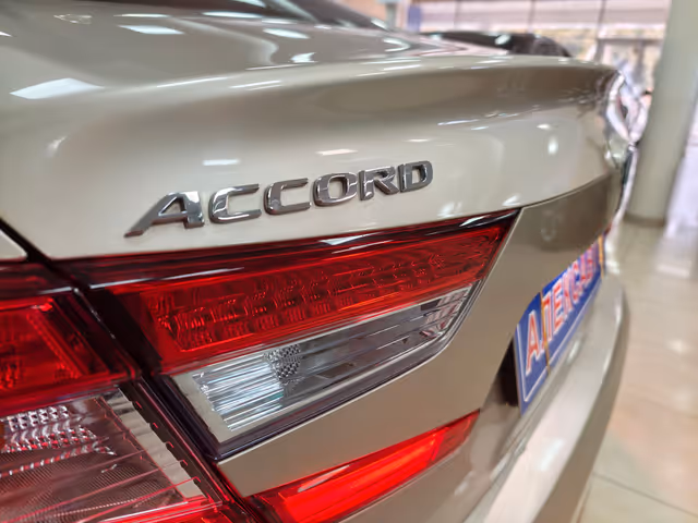 Honda Accord - зображення 5