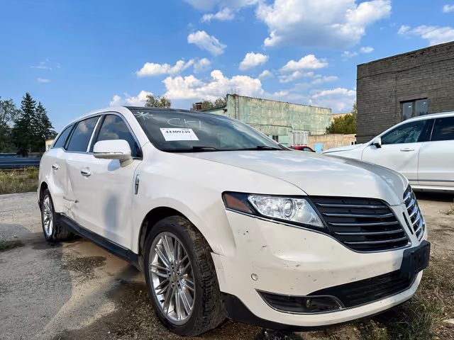 Lincoln MKT - зображення 3