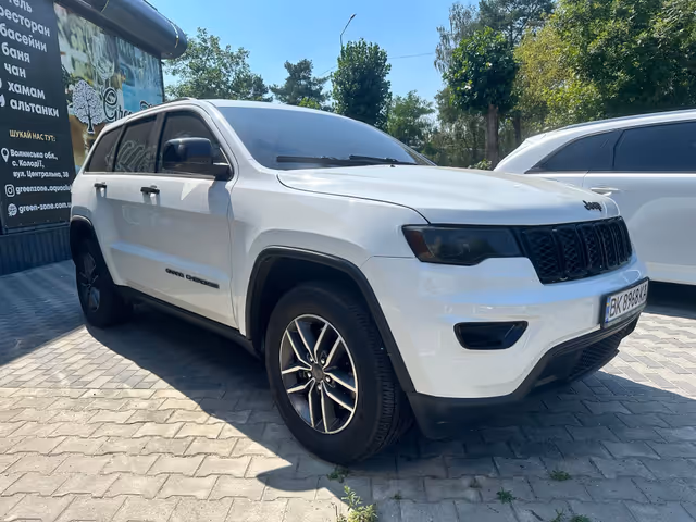 Jeep Grand Cherokee - зображення 3