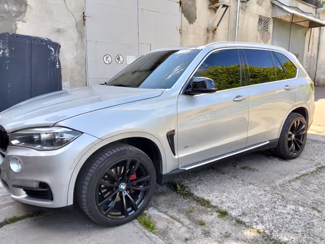 BMW X5 - зображення 3