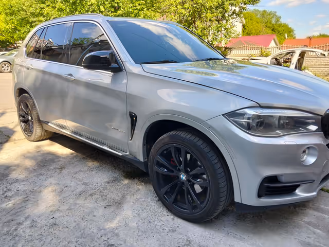 BMW X5 - зображення 2