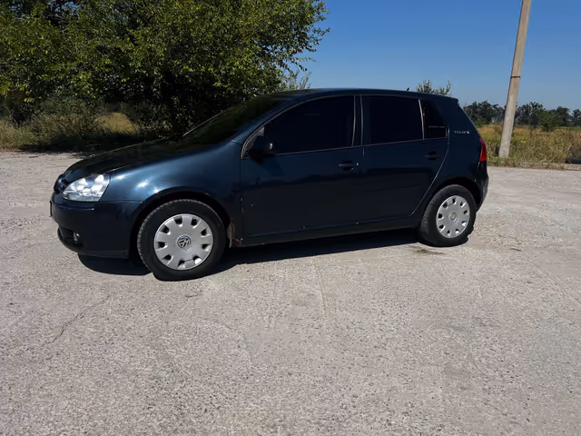 Volkswagen Golf - зображення 2