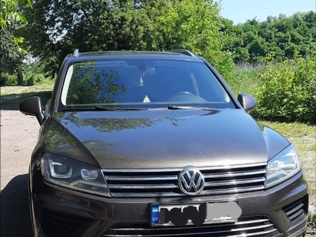 Volkswagen Touareg 2015, Лубни, $16 499 - зображення 1