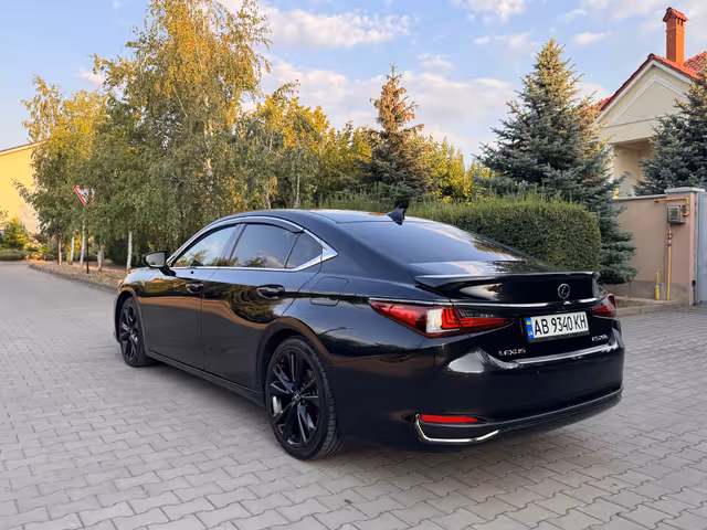 Lexus ES - зображення 5