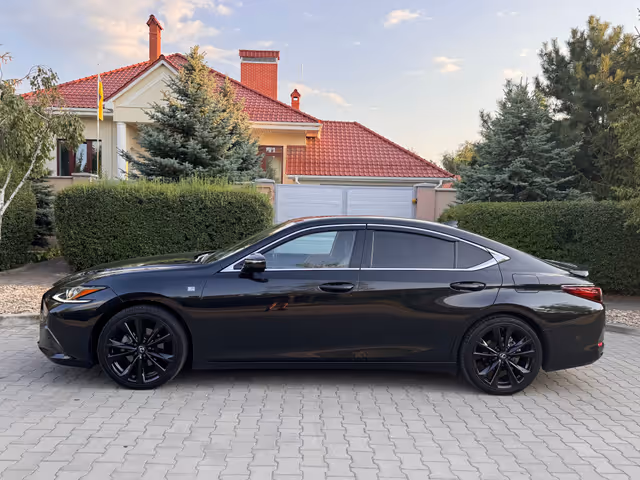 Lexus ES - зображення 4