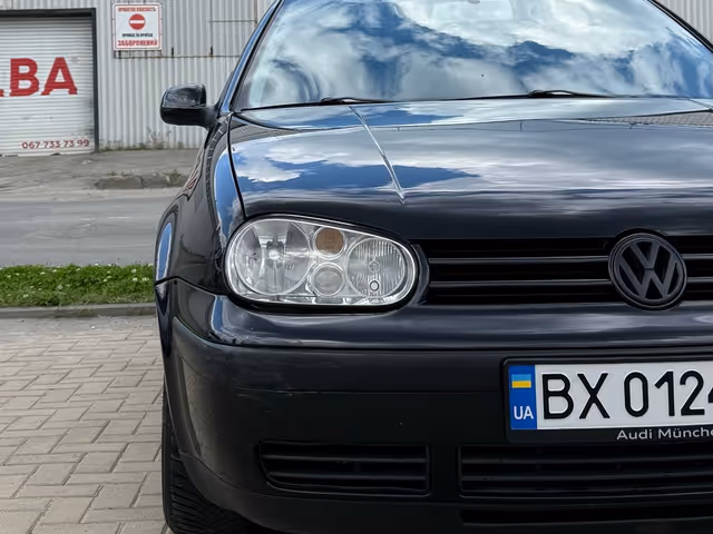 Volkswagen Golf - зображення 2