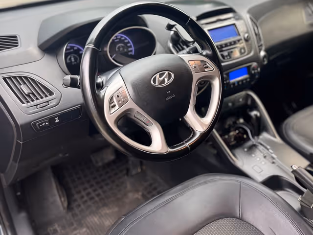 Hyundai ix35 - зображення 3