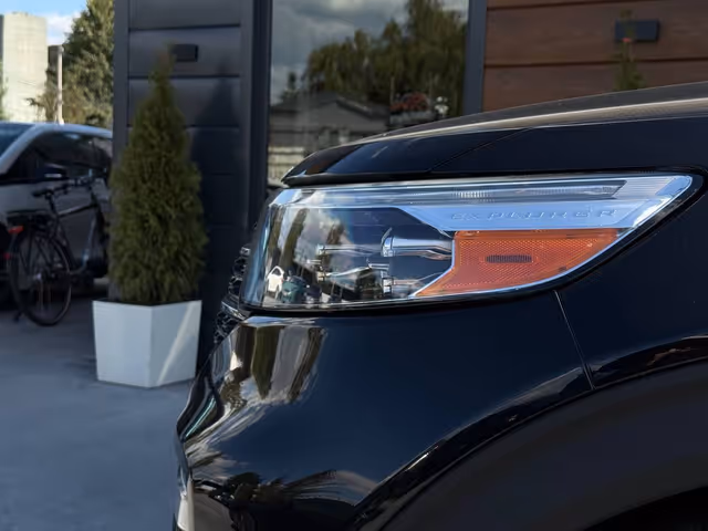 Ford Explorer - зображення 3