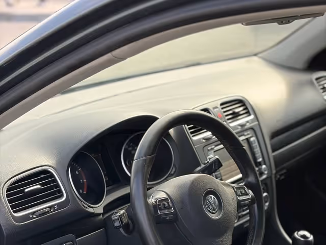 Volkswagen Golf - зображення 4
