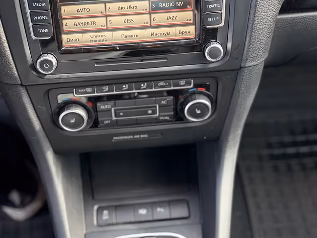 Volkswagen Golf - зображення 3