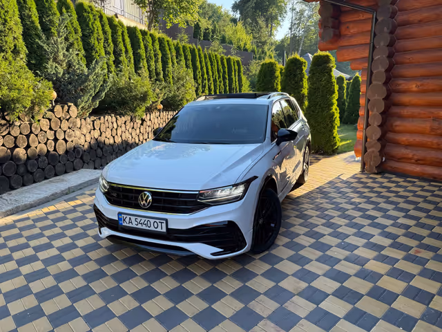 Volkswagen Tiguan R - зображення 1