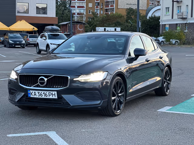 Volvo S60 - зображення 1
