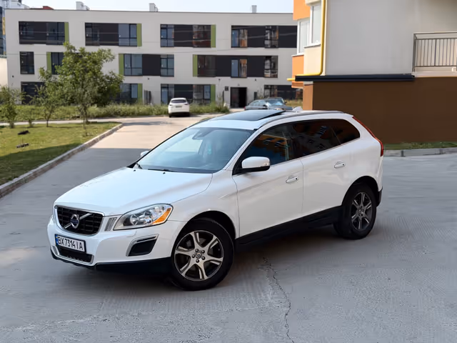 Volvo XC60 - зображення 1