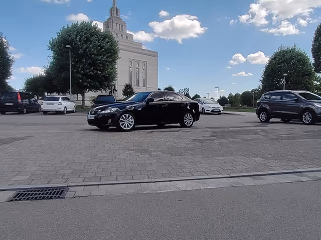Lexus IS - зображення 1