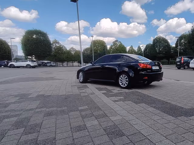 Lexus IS - зображення 2