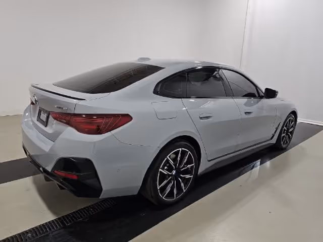 BMW i4 - зображення 4