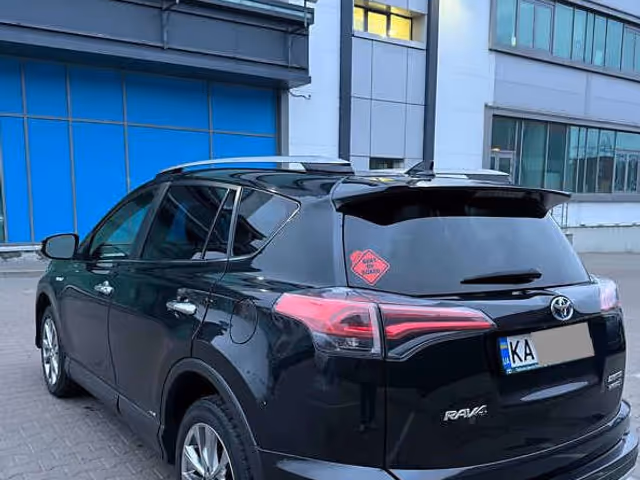 Toyota RAV4 - зображення 4