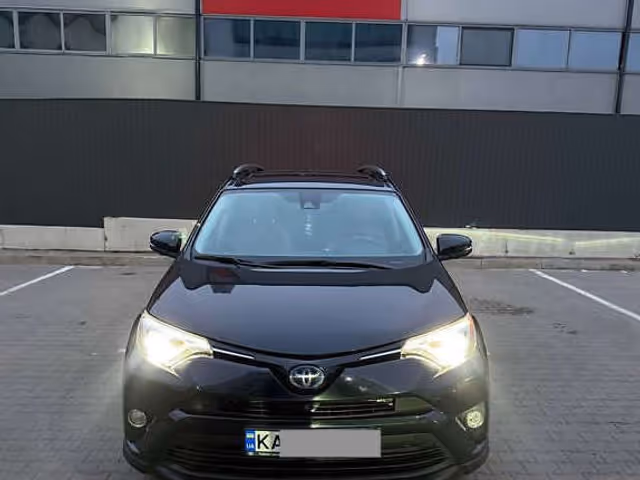 Toyota RAV4 - зображення 1