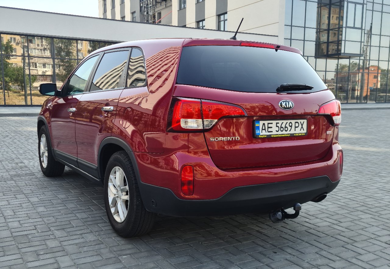 Kia Sorento - фото 10