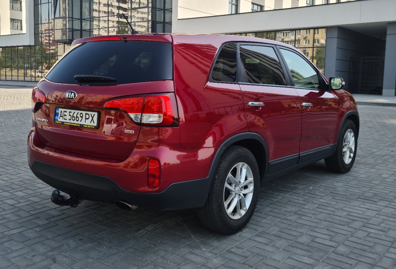 Kia Sorento - фото 12