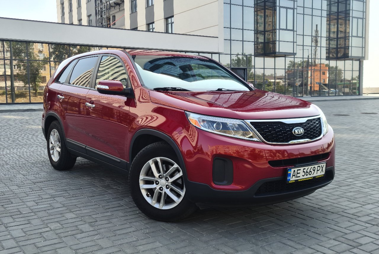 Kia Sorento - фото 5