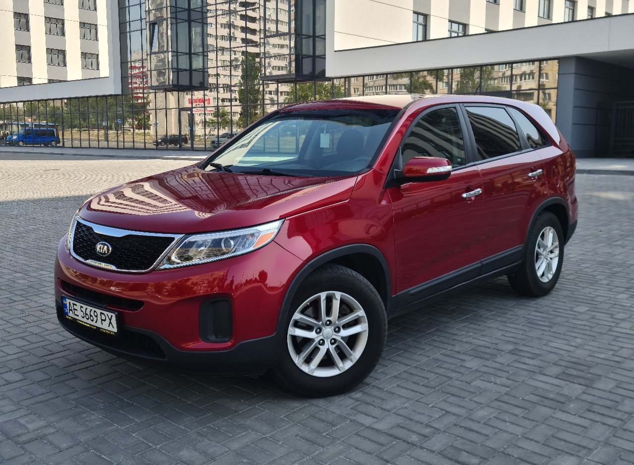 Kia Sorento - фото 3