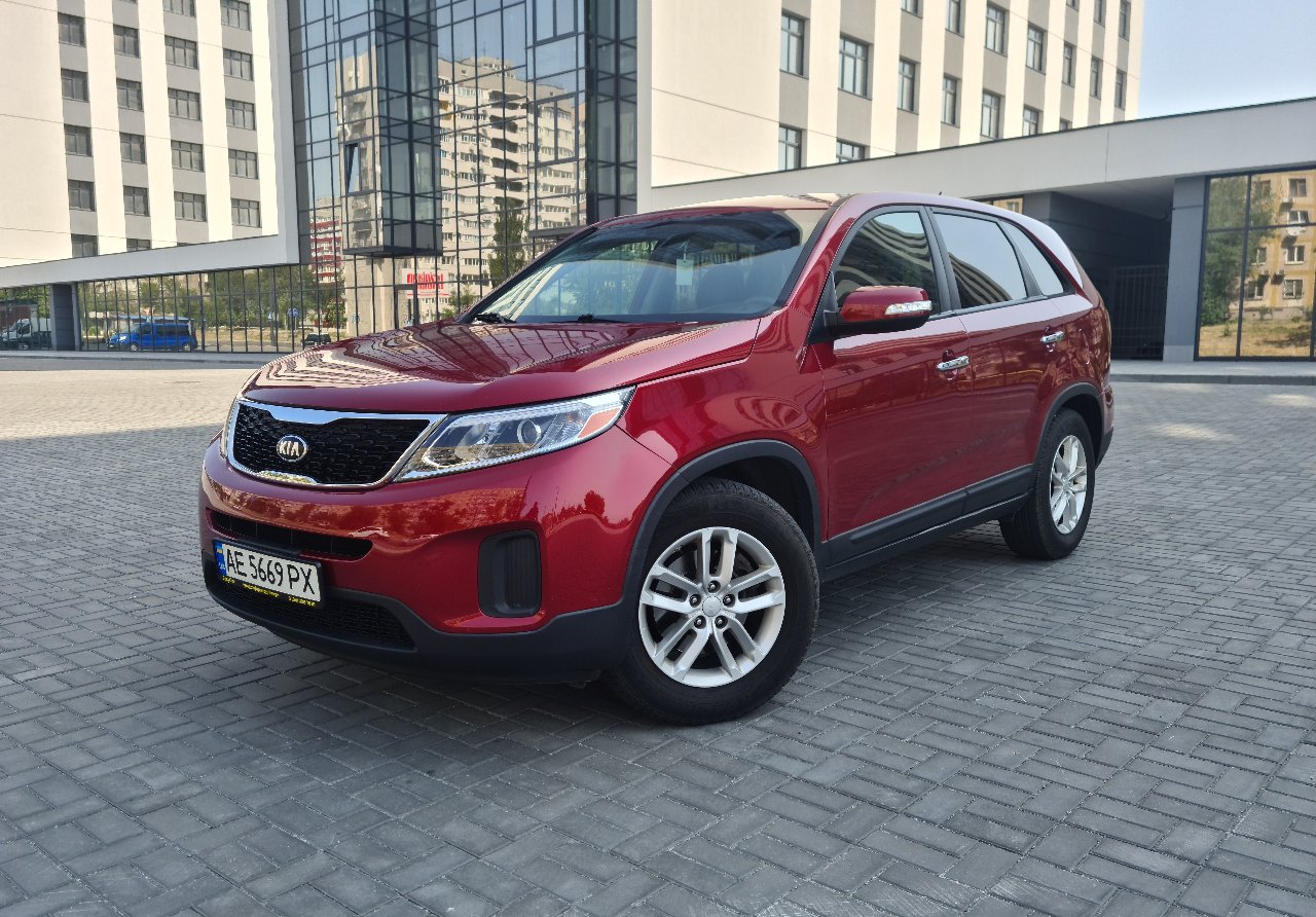 Kia Sorento - фото 1