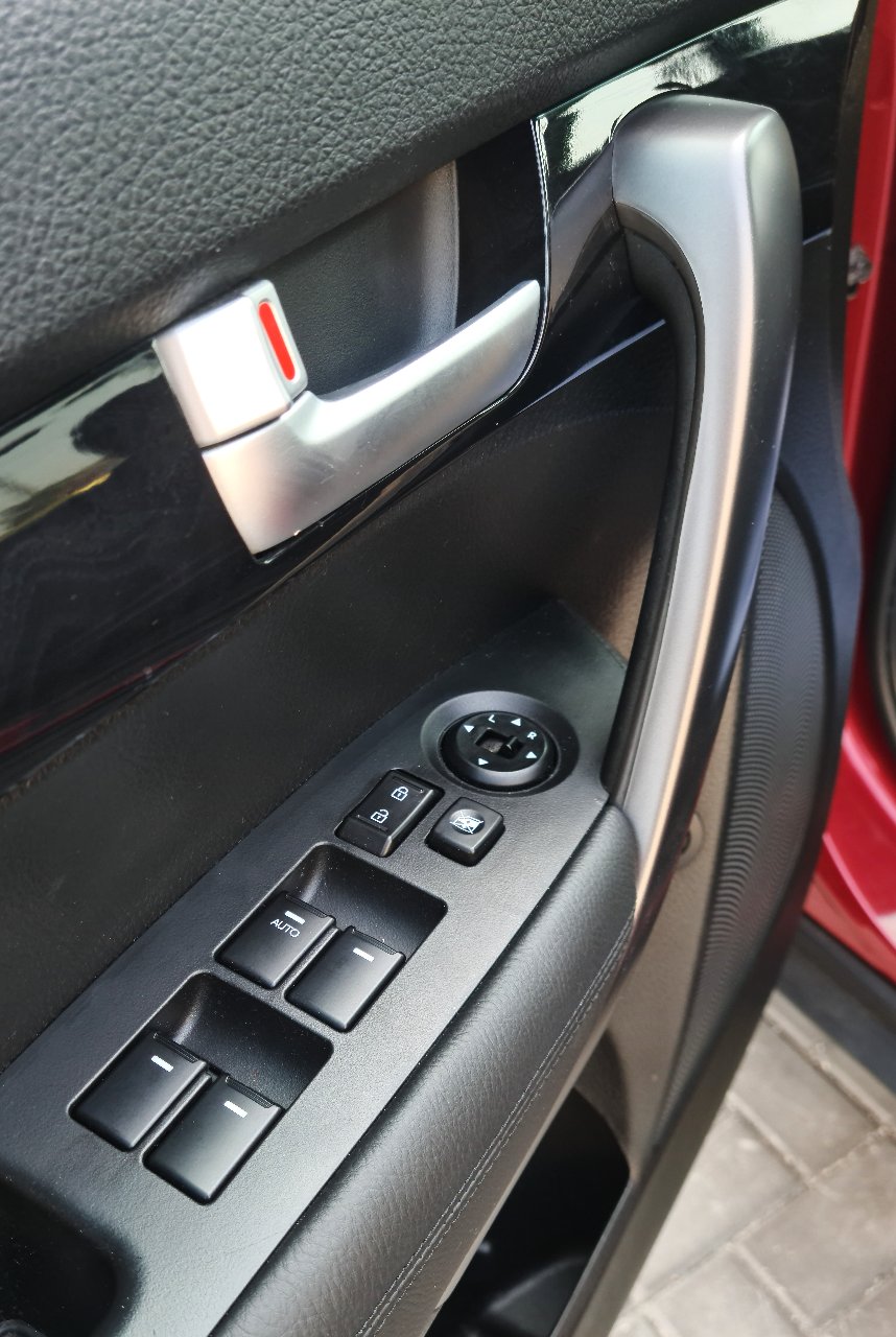 Kia Sorento - фото 22