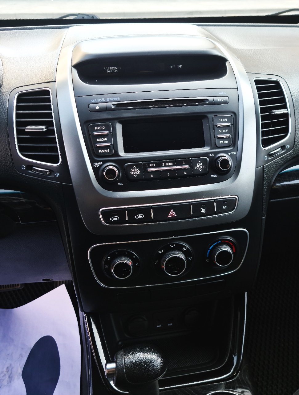 Kia Sorento - фото 16