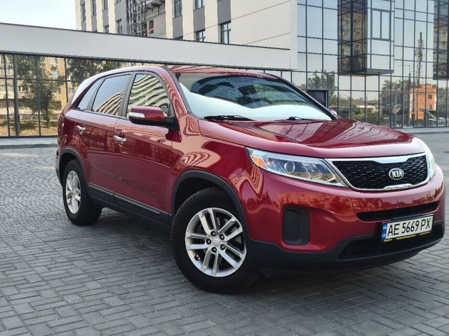 Kia Sorento - фото 5